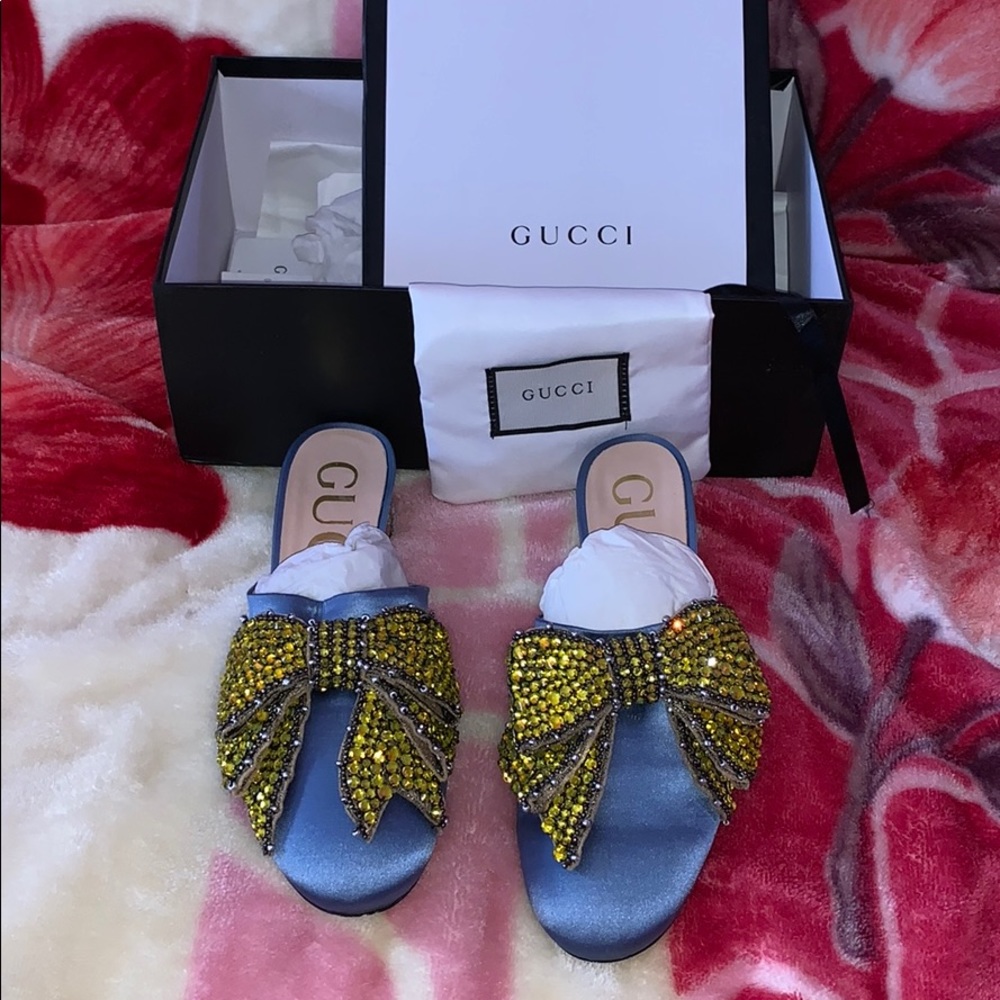 GUCCI slip ons